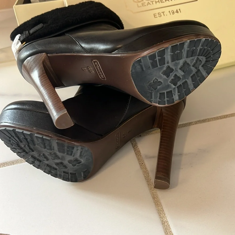 Coach Boots Brand New - Picture 3 of 5